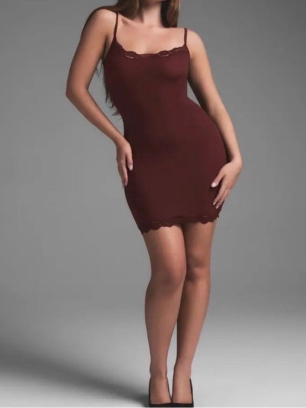 ♥️SKIMS FITS EVERYBODY LACE SLIP DRESS IN OXBLOOD M